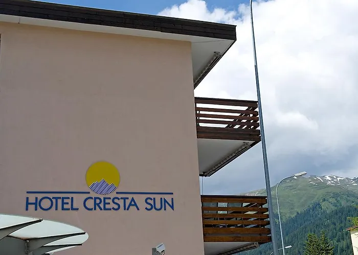 Central hotel: Cresta Sun
